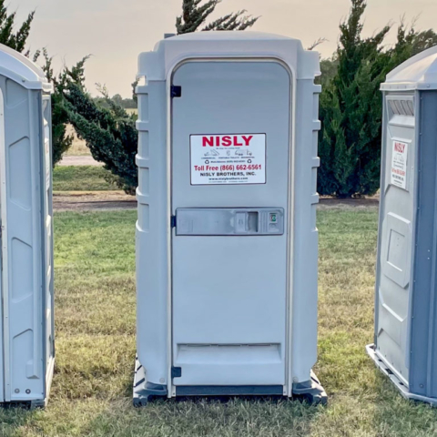 clean portable elite porta potty for rent near mcpherson kansas ideal for construction workers