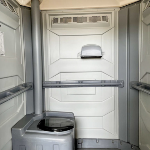 handicap portable restroom for rent near pratt kansas