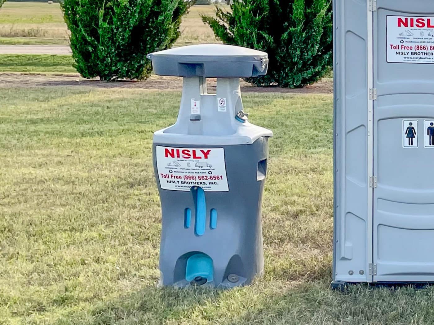 optional handwashing unit availalbe for porta potty service in central kansas 2