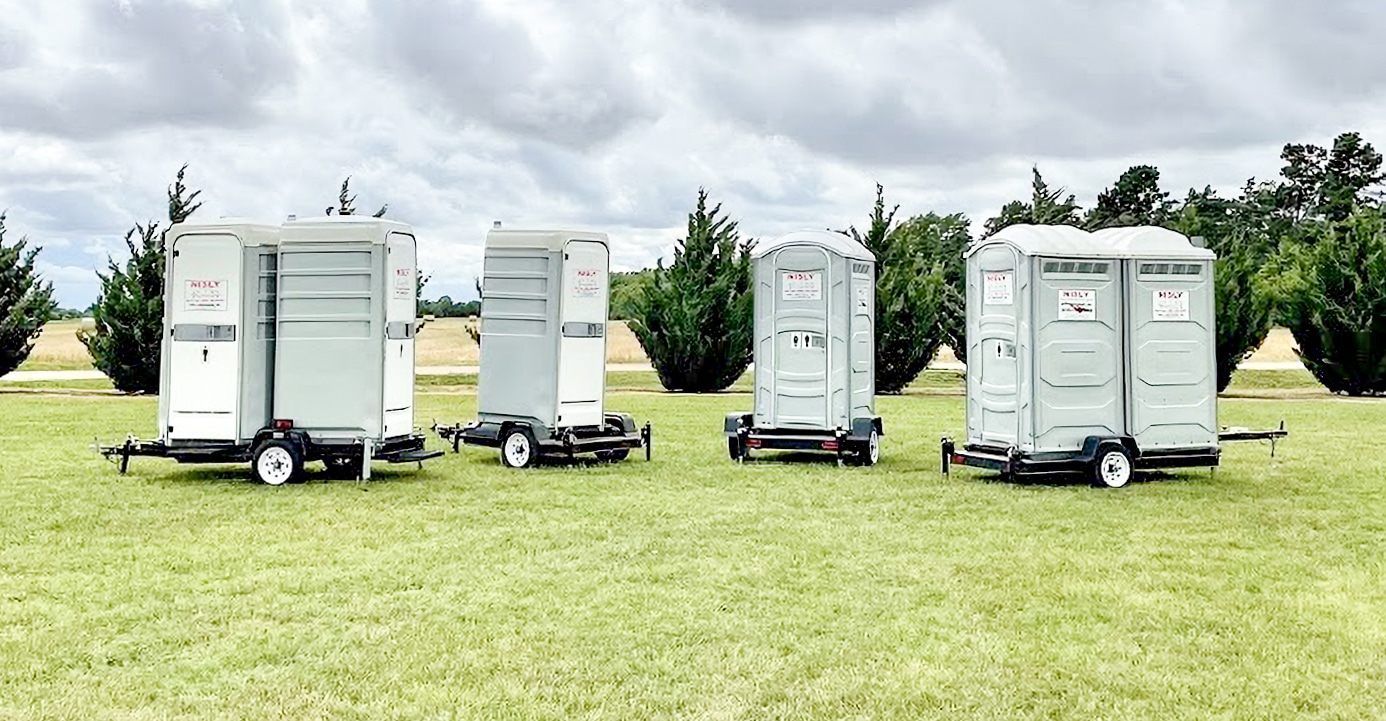 economical u tow porta potty that can be towed behind a vehicle in hutchinson kansas in reno county